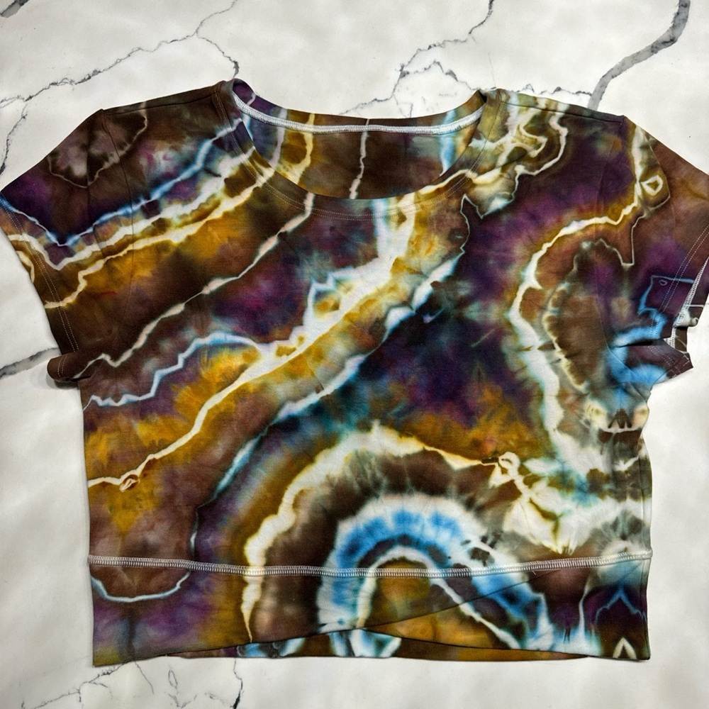 Hand dyed Tie-Dye Short Sleeve Crop Top - Picture 2 of 5